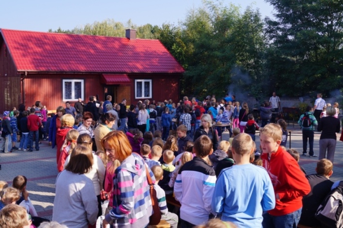 sw_stanislaw_kostka__jeziorka_06__wrzesien_2012.jpg