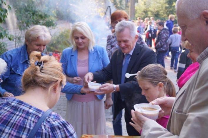 sw_stanislaw_kostka__jeziorka_14__wrzesien_2012.jpg