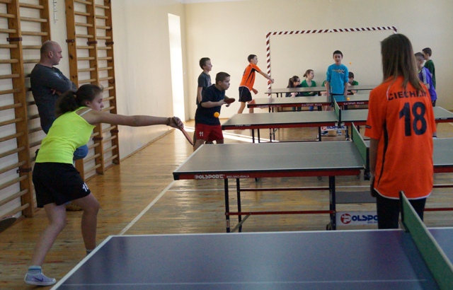 tenis_stolowy_gminny__ciechlin_04__marzec_2013.jpg tenis_stolowy_gminny__ciechlin_04__marzec_2013.jpg