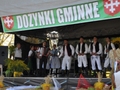 Zdjęcie przedstawia występ zespołu folklorystycznego ze Słowacji.