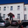 Drugie wejście do budynku przy ul. 3 Maja 68 od strony ul. Partyzantów.