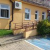 Wejście do budynku - ul. Widnichowska 20 - pochylnia